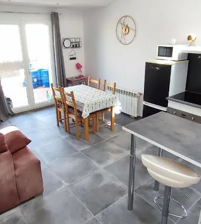 Maison De Village 2 Terrasse Et Garage Holiday home *